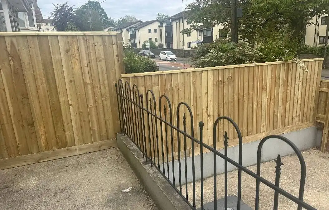 New timber fencing and railings